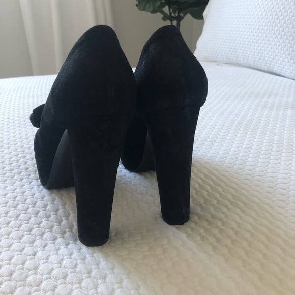 Louis Vuitton shoe - Picture 4 of 10